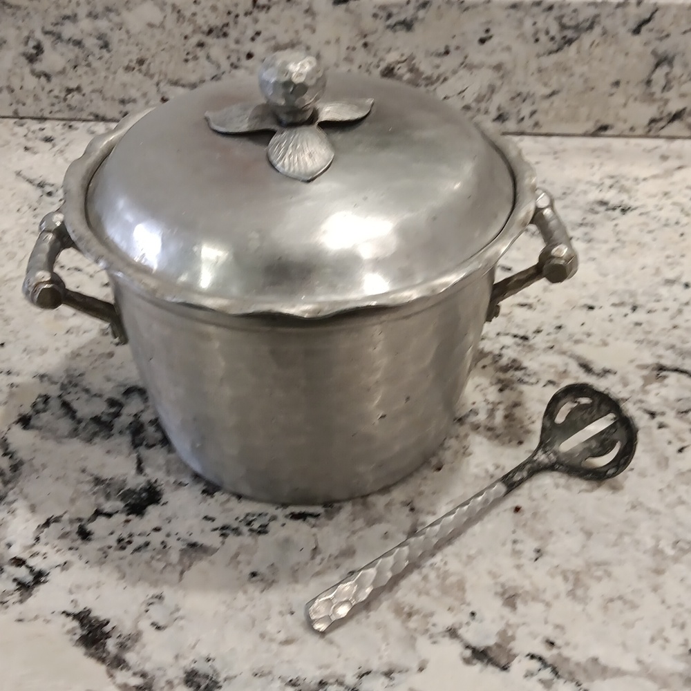 Vintage Everlast ice bucket